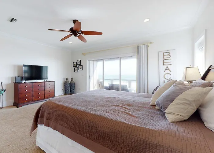 Holiday home Delightful Escape With Direct Access Wifi Furnished Deck & Full Kitchen Gulf Shores