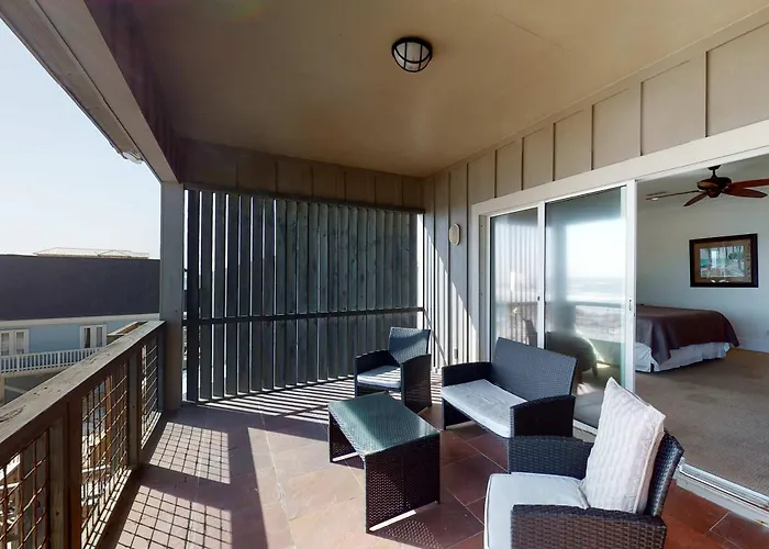 Holiday home Delightful Escape With Direct Access Wifi Furnished Deck & Full Kitchen Gulf Shores