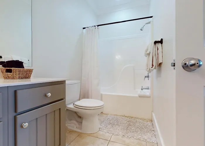 Delightful Escape With Direct Access Wifi Furnished Deck & Full Kitchen * Gulf Shores