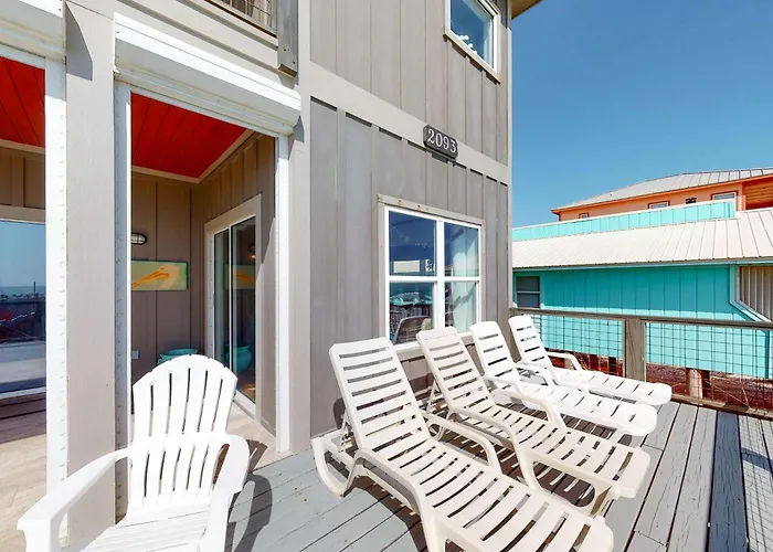 Delightful Escape With Direct Access Wifi Furnished Deck & Full Kitchen Holiday home Gulf Shores