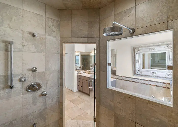 Delightful Escape With Direct Access Wifi Furnished Deck & Full Kitchen Holiday home Gulf Shores