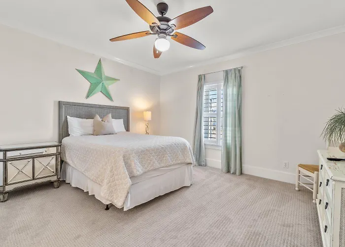 Delightful Escape With Direct Access Wifi Furnished Deck & Full Kitchen Gulf Shores